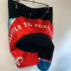 NWOT MEN’S LARGE PRIMAL SEATTLE TO PORTLAND PADDED CYCLING SHORTS